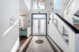 182 Autumnview Dr - Interior-1