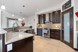 182 Autumnview Dr - Interior-9