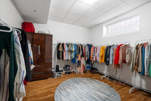 182 Autumnview Dr - Interior-37