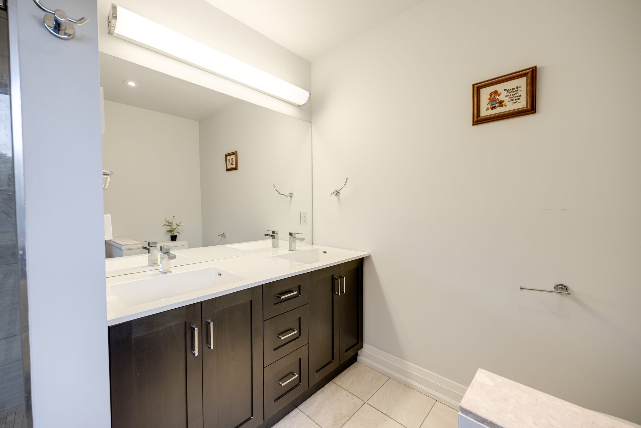 Uxbridge property showcase — delivered property photograph 73