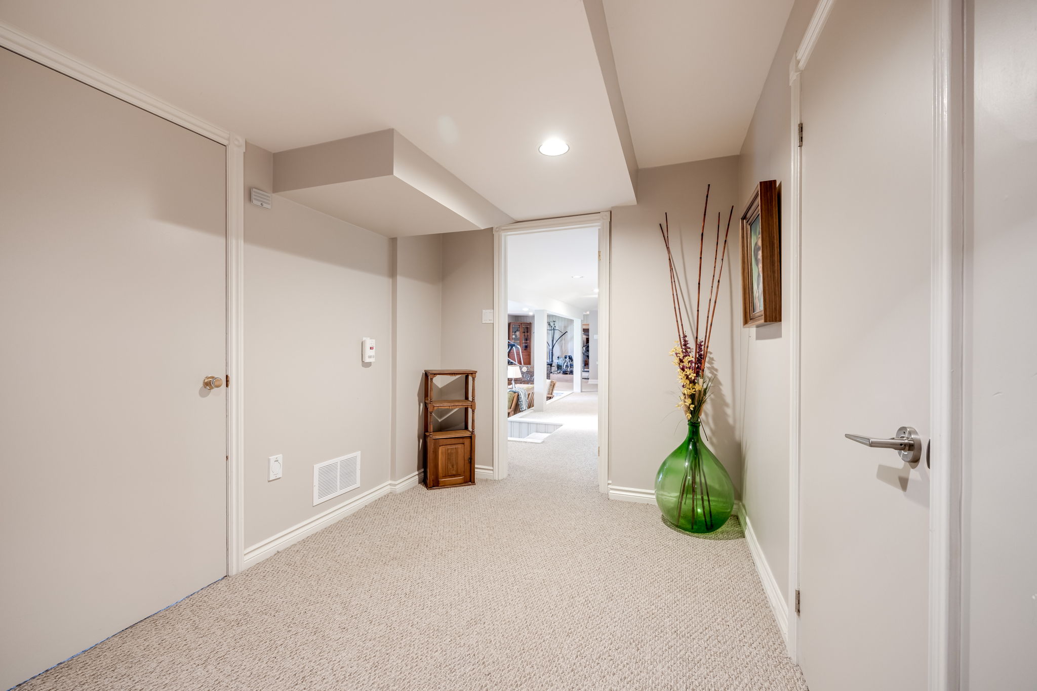 Uxbridge property showcase — delivered property photograph 77