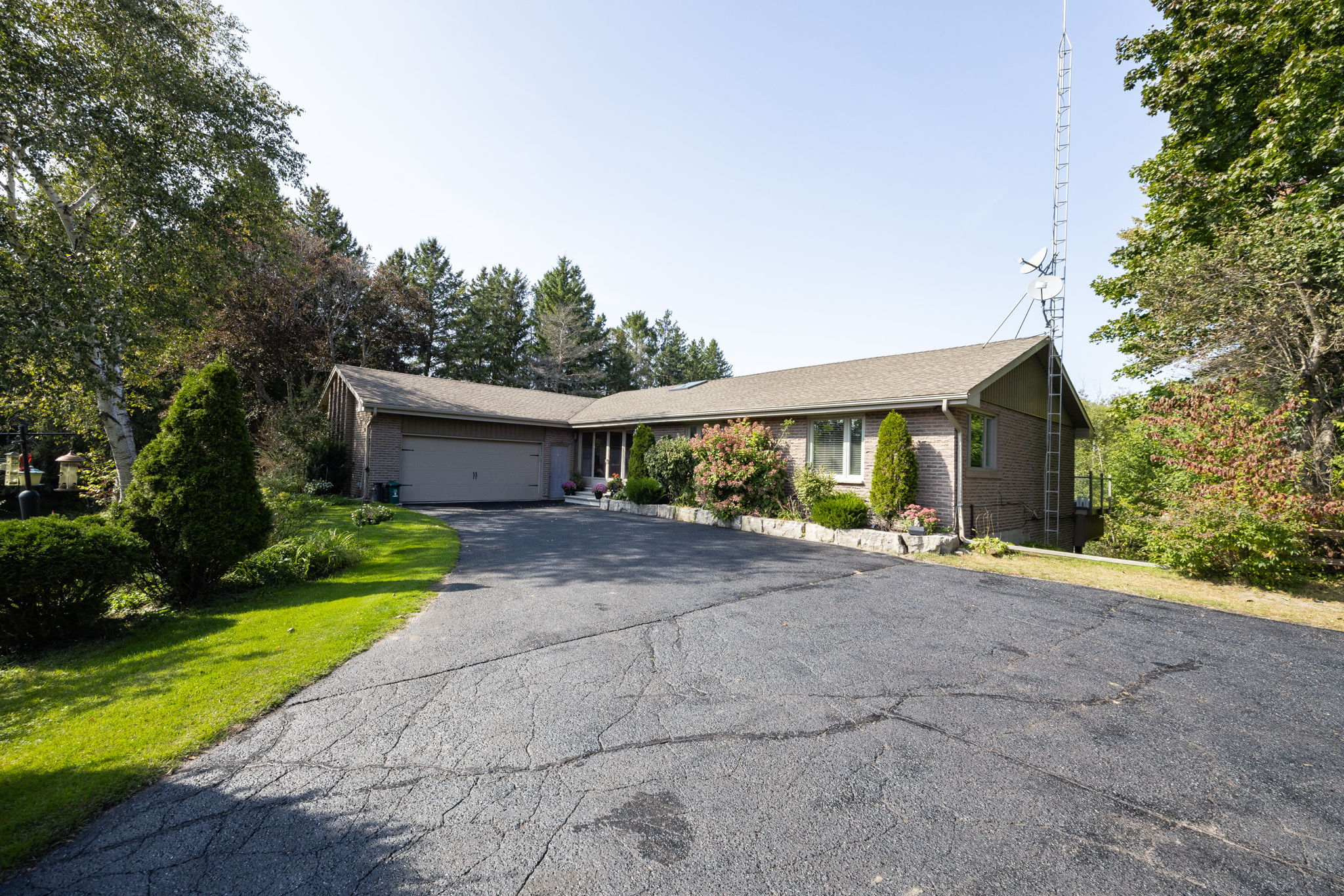 Uxbridge property showcase — delivered property photograph 25