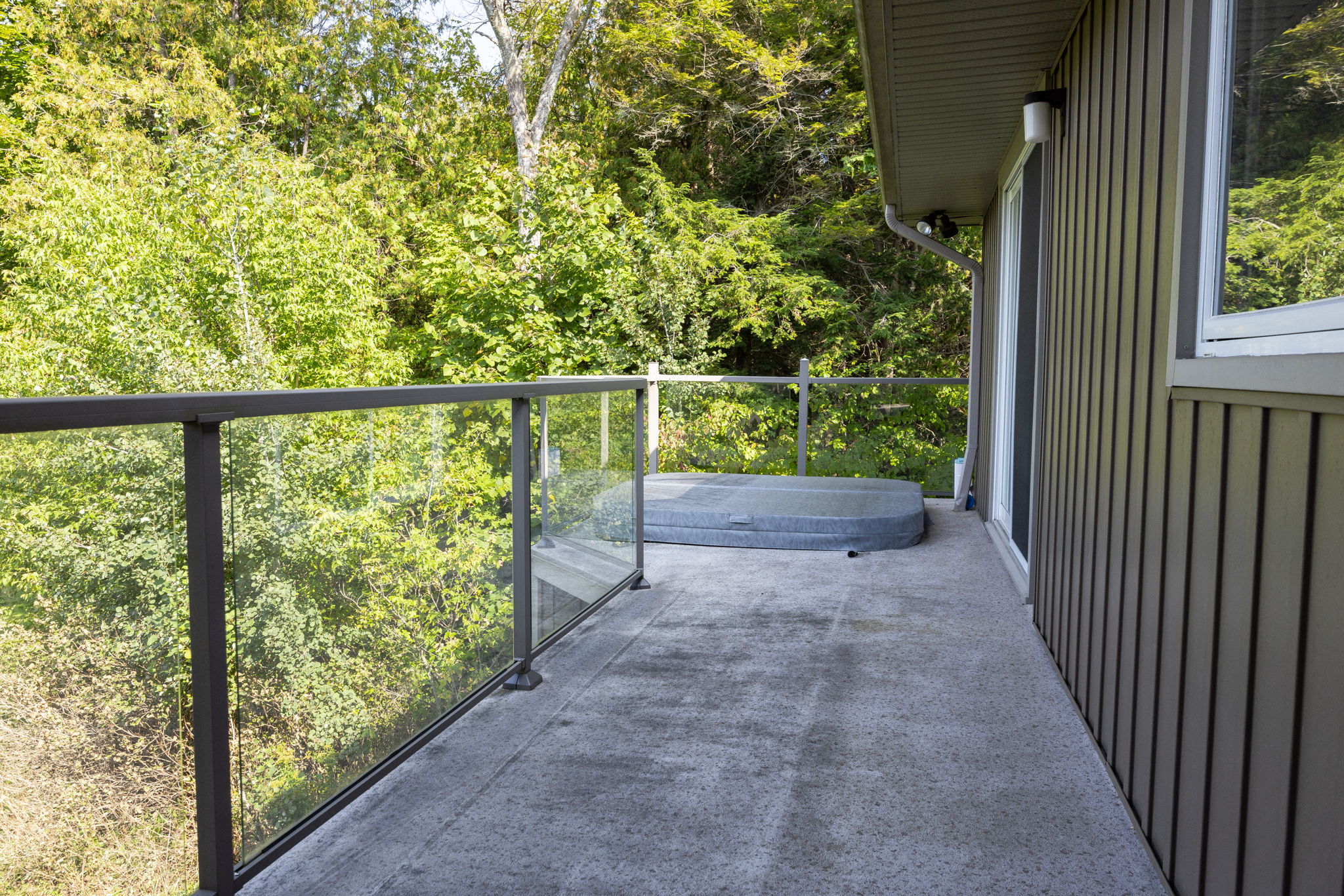 Uxbridge property showcase — delivered property photograph 39