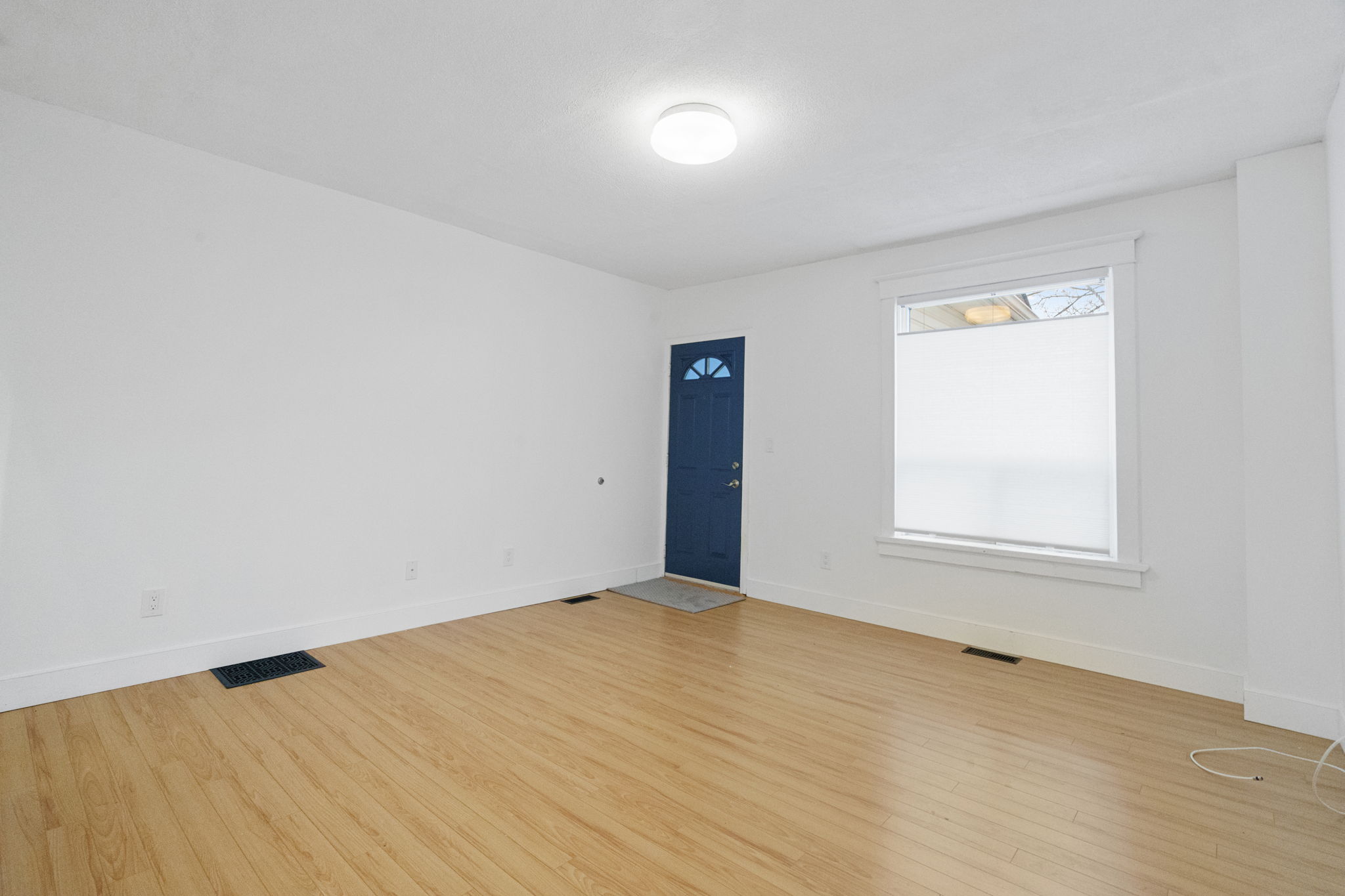 182 Pickering St Toronto, ON M4E 3J8