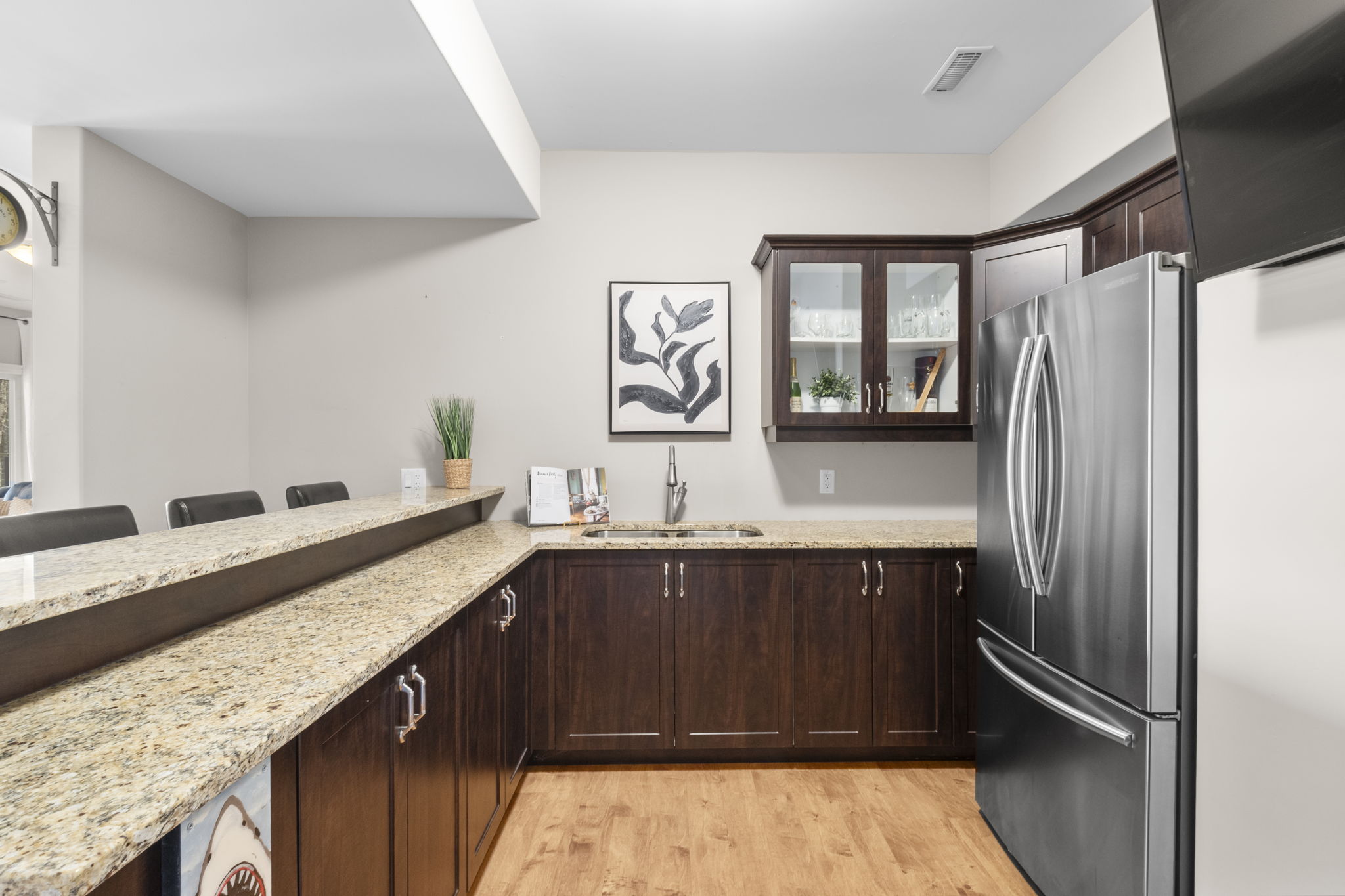  Photo 49