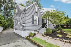 Woodland Ave-S2208-004.jpg