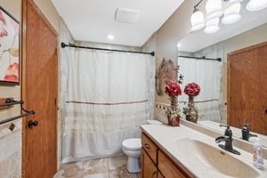  Photo 45