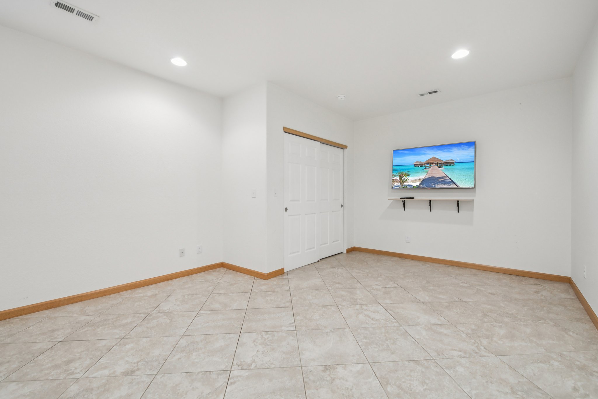 Pyramid Peak Pl-S2510-024.jpg