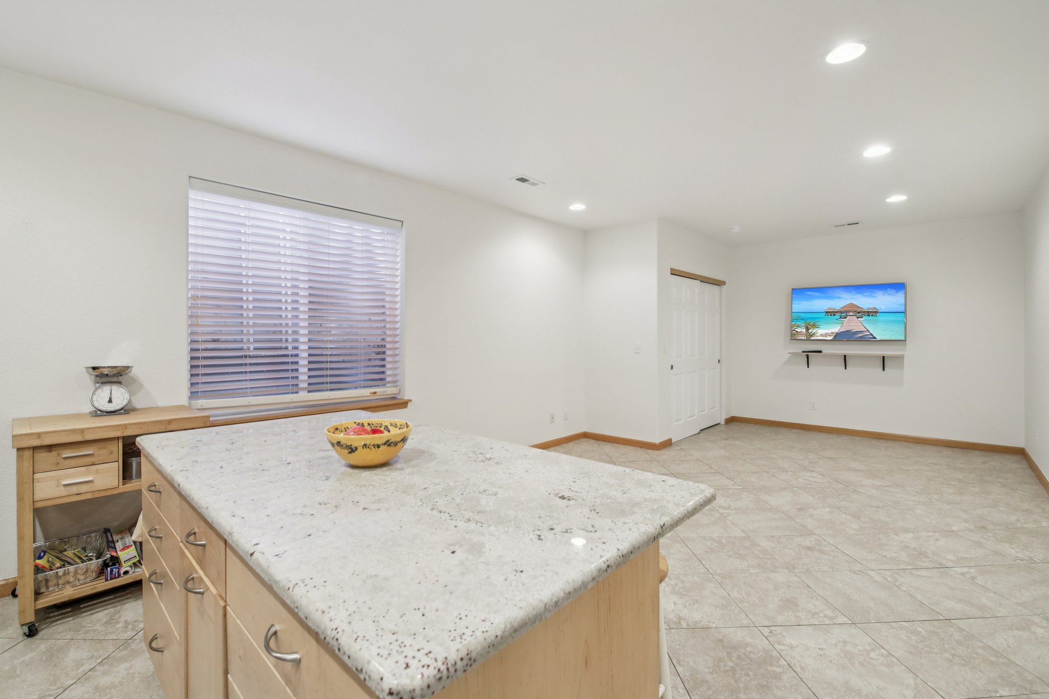 Pyramid Peak Pl-S2510-025.jpg