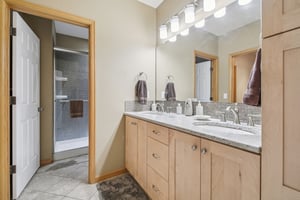 Pyramid Peak Pl-S2510-023.jpg