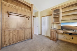 Pyramid Peak Pl-S2510-040.jpg