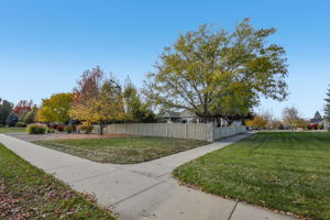 Pyramid Peak Pl-S2510-002