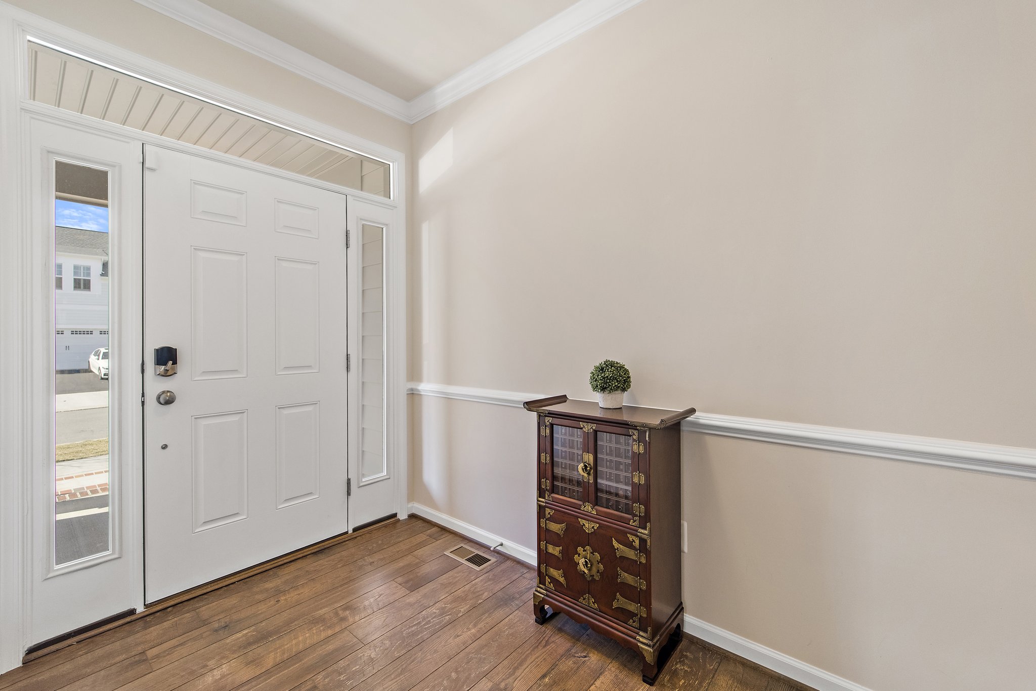 18205 Thunderbolt Rd, Dumfries, VA 22026, USA Photo 14