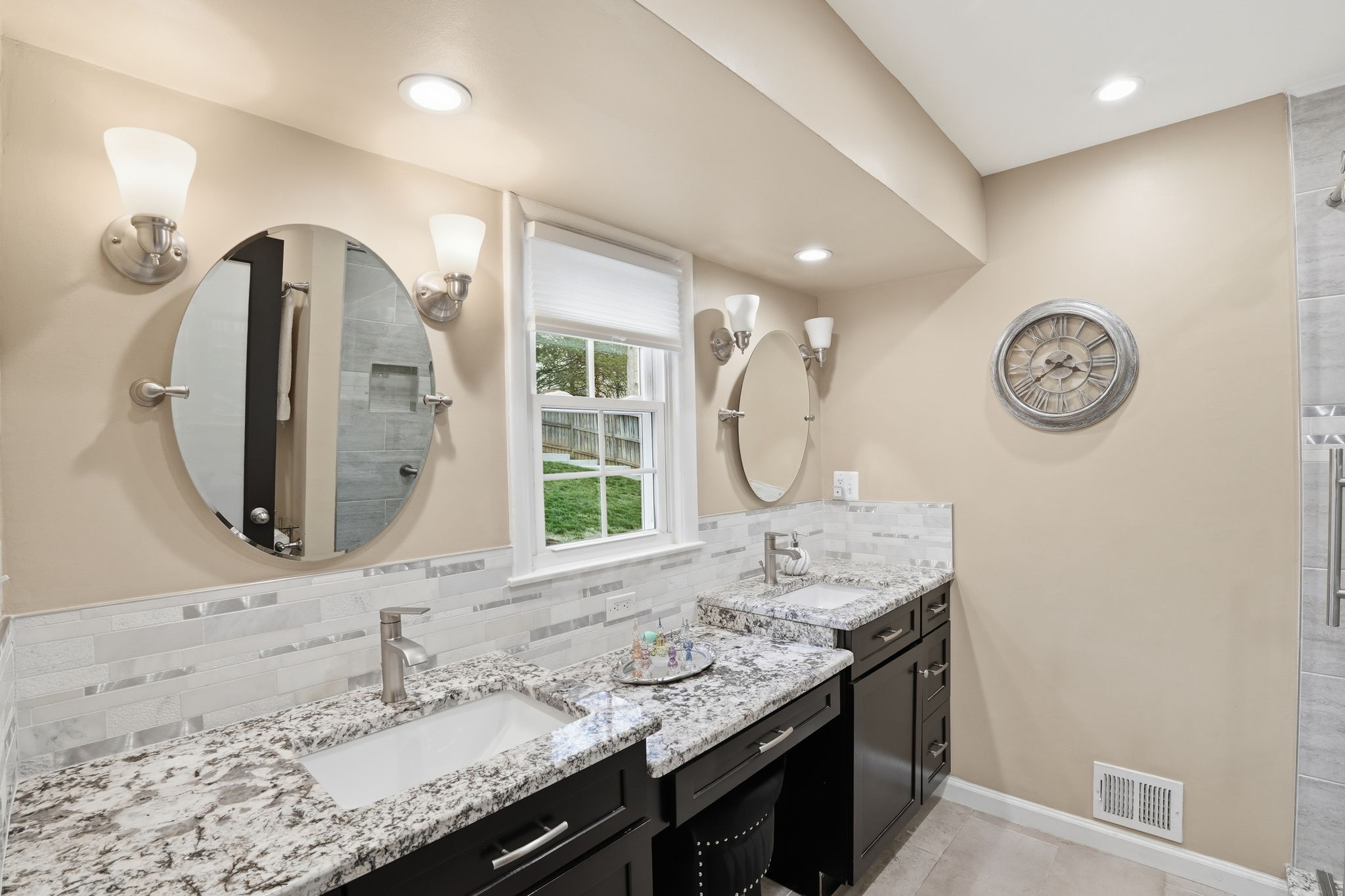 Ensuite Primary Bathroom with Dual Vanity
