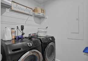 20-Laundry Room