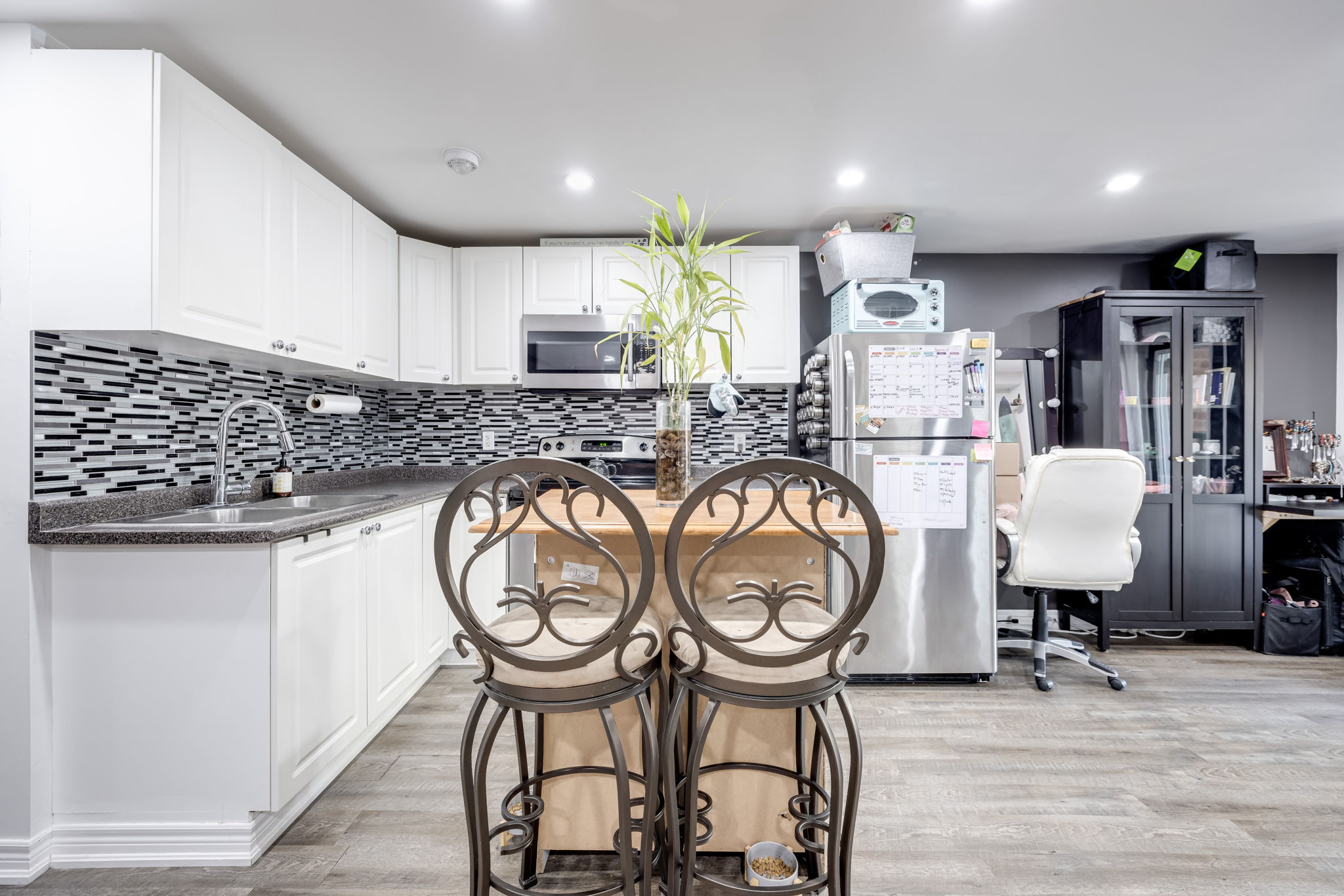 Innisfil property showcase — delivered property photograph 32