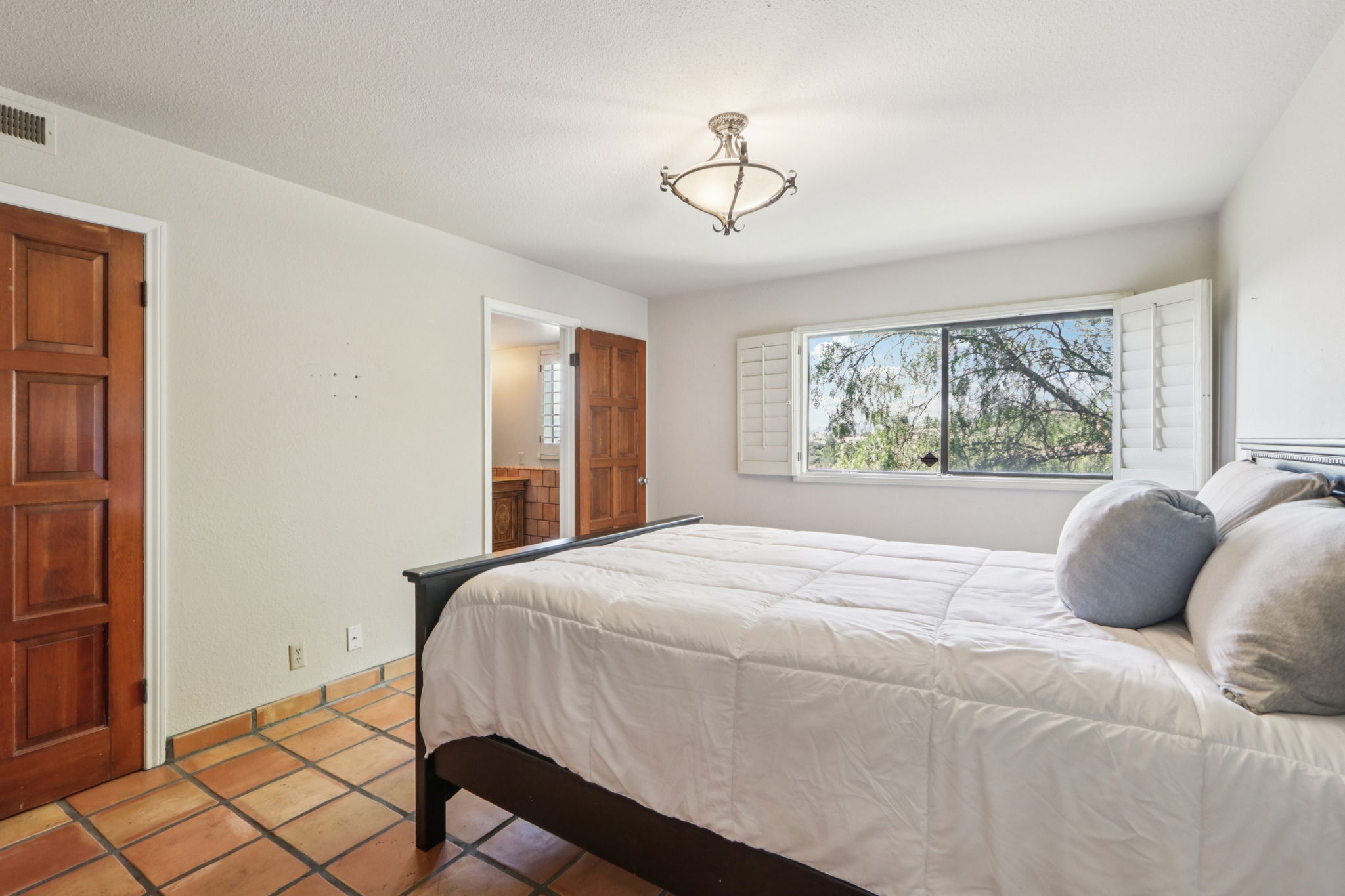 186272 - 1821 N Calle Petaluma, Thousand Oaks, CA 91360_038