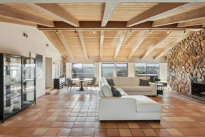 VS- Main Living room w/Veiw