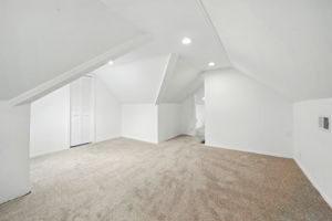  Photo 39