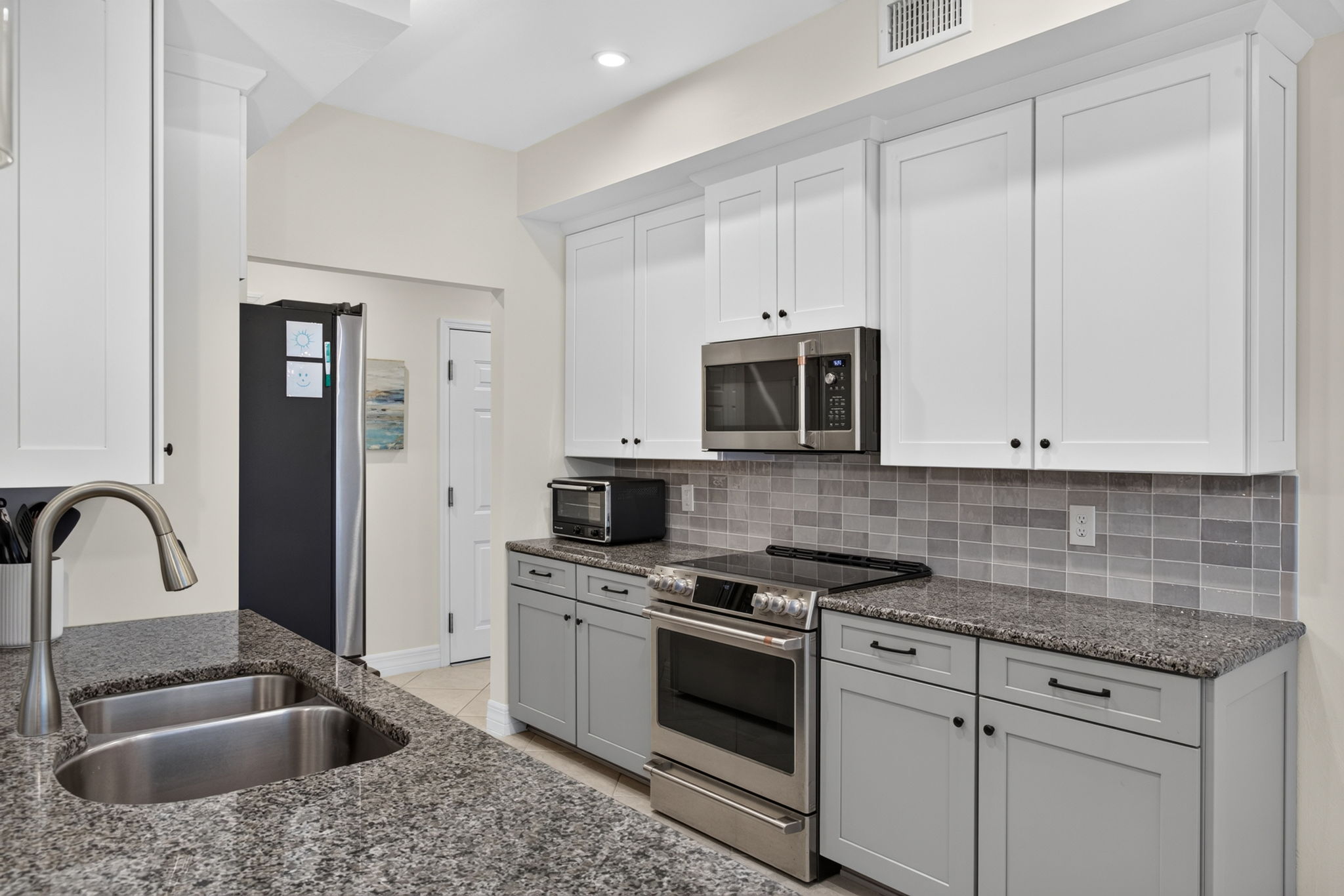 Kitchen 2 of 2
