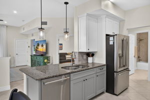 Kitchen 1 of 2