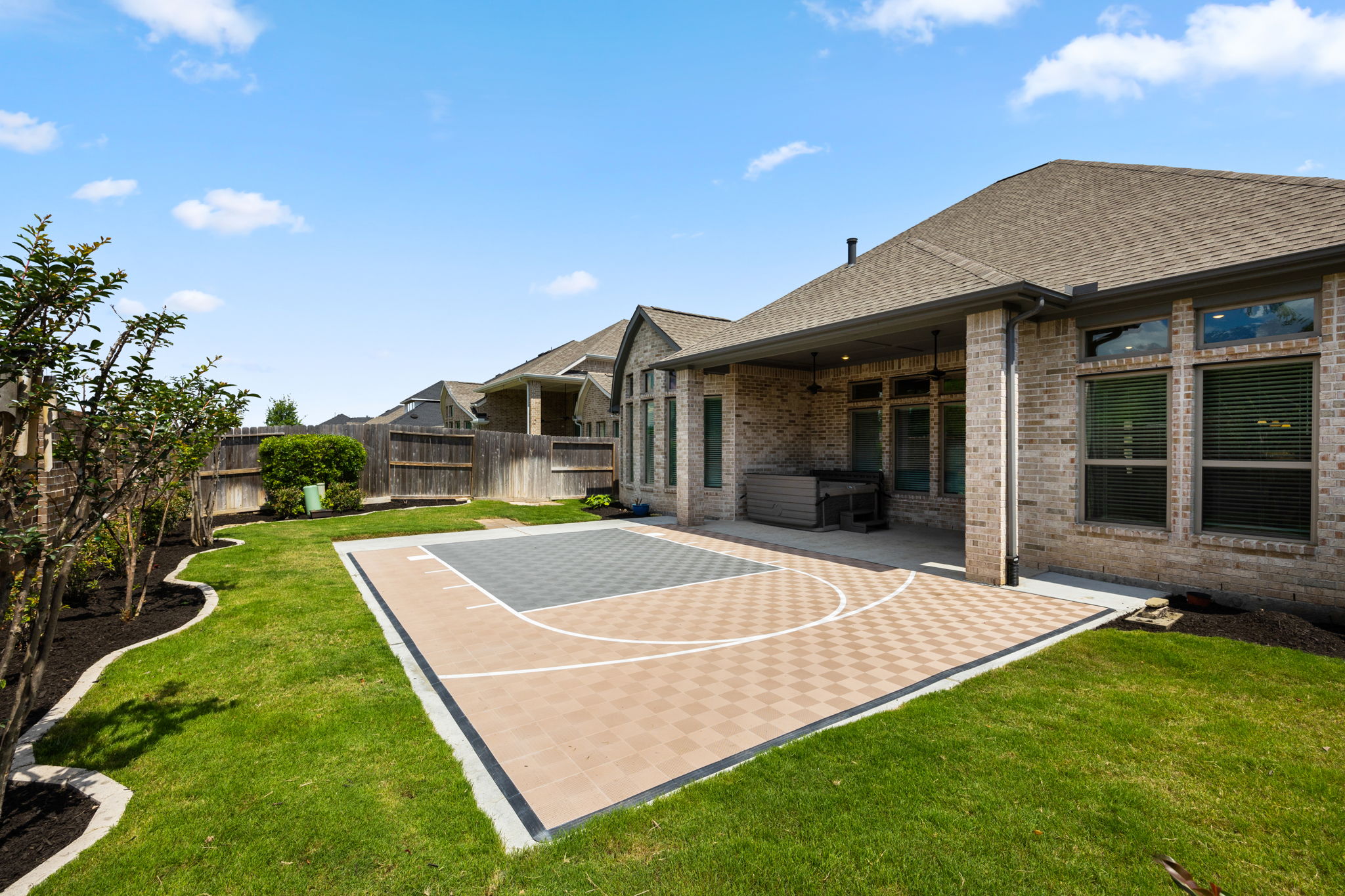  Photo 39