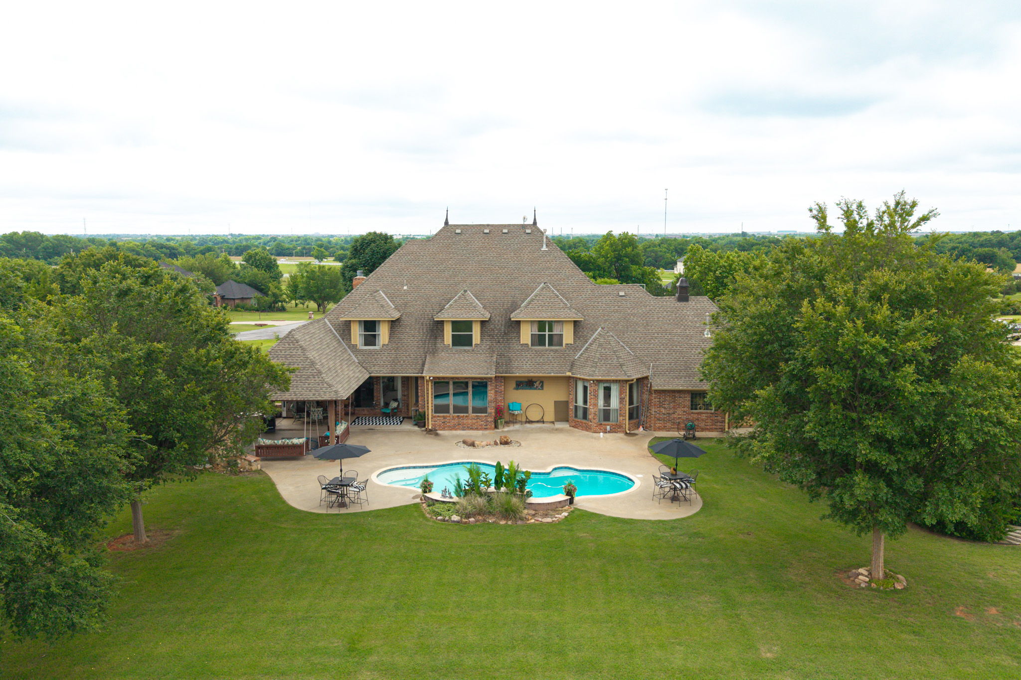  Photo 70