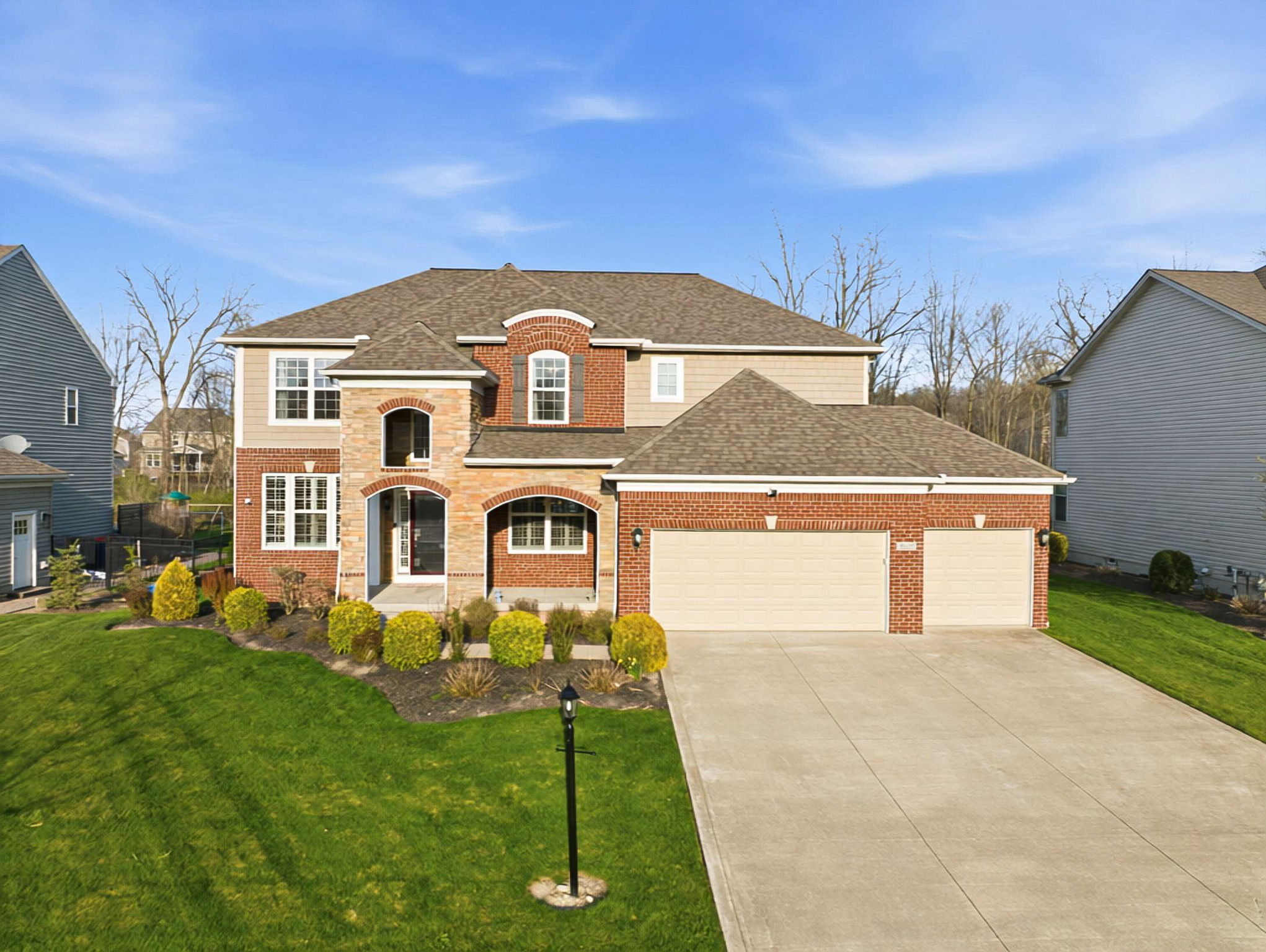 A.H.- 18229 Clare Ct, Strongsville-1
