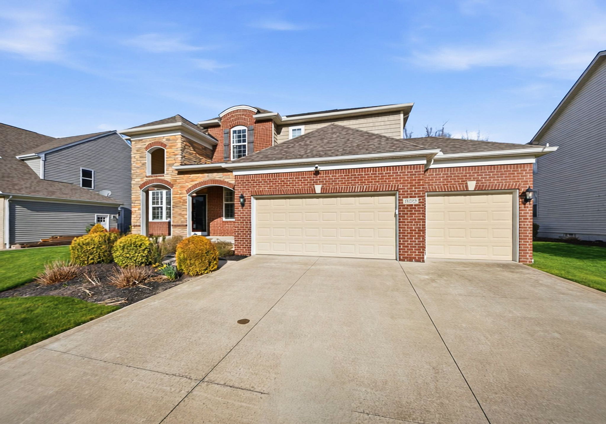 A.H.- 18229 Clare Ct, Strongsville-2