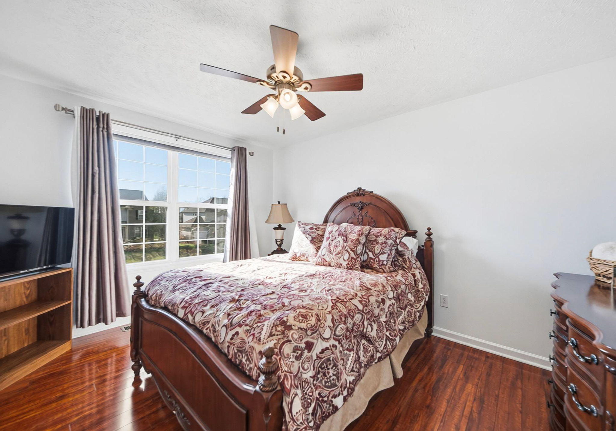 A.H.- 18229 Clare Ct, Strongsville-56