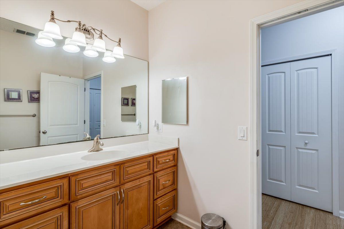 25-Guest Bathroom 2