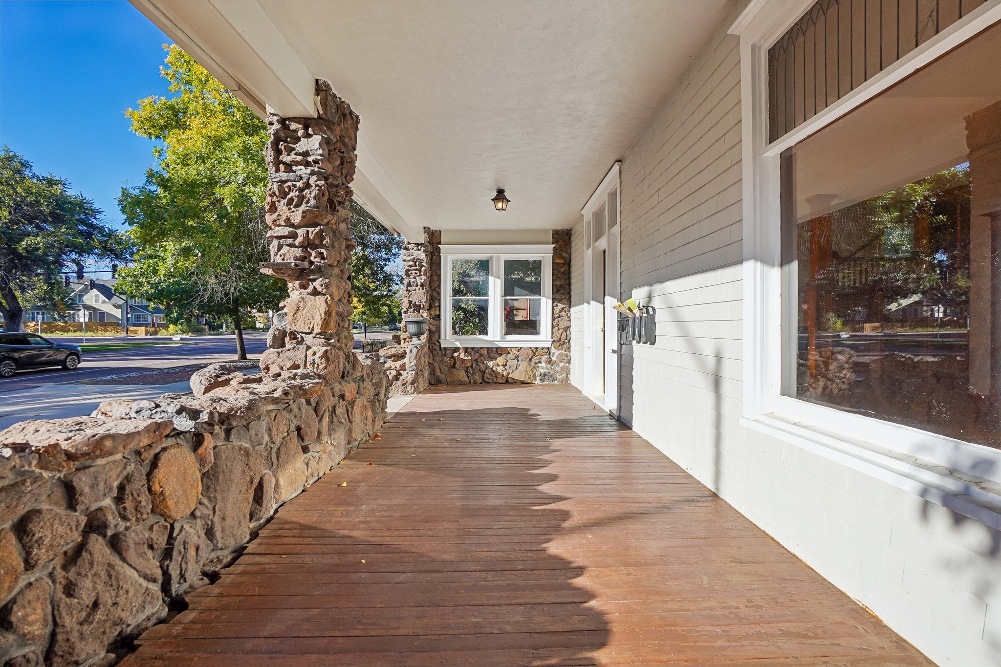 N Nevada Ave-S1010-007.jpg