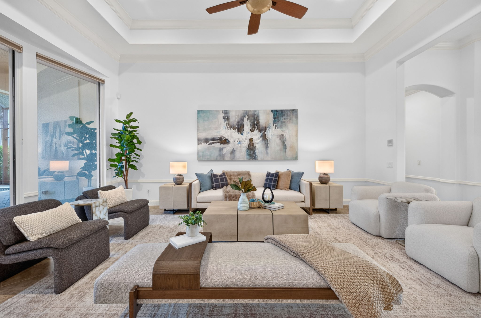 Living Room 2 of 5