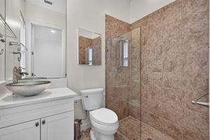 Guest Bathroom 2