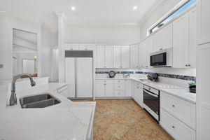Kitchen 2 of 3