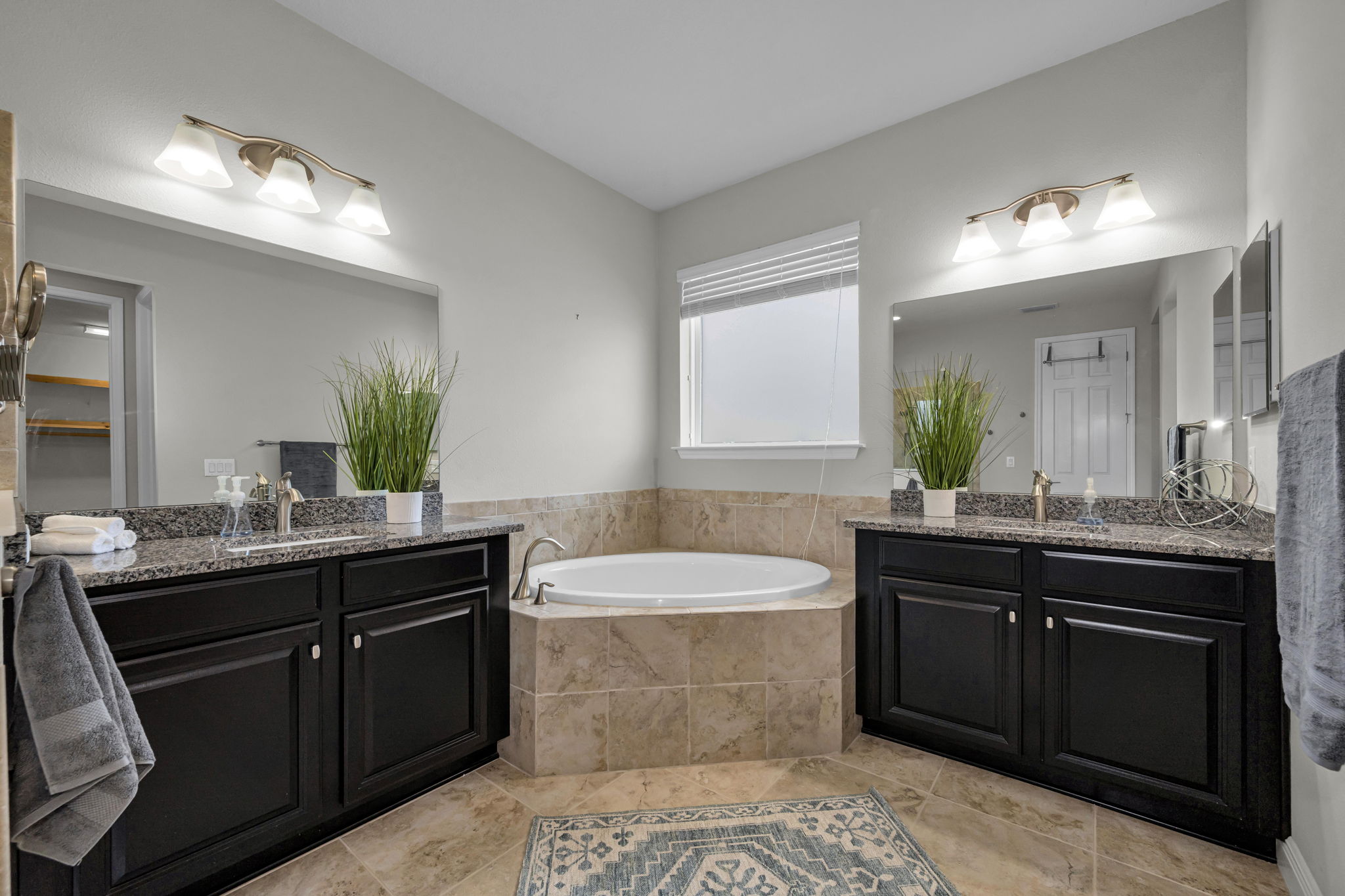Primary Bathroom 1a