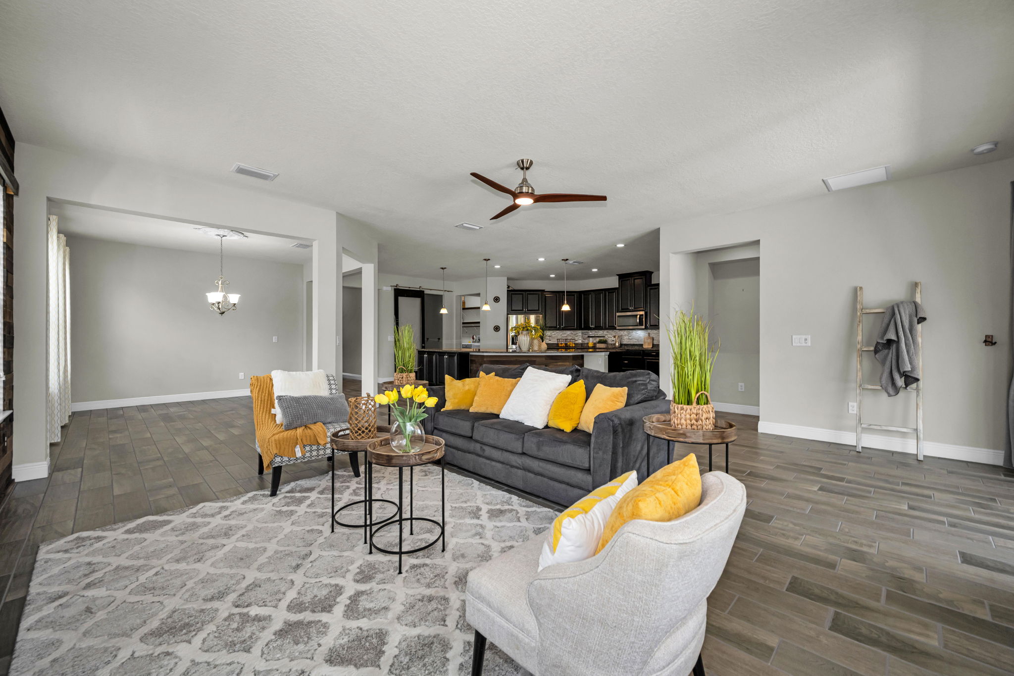 Living Room 4