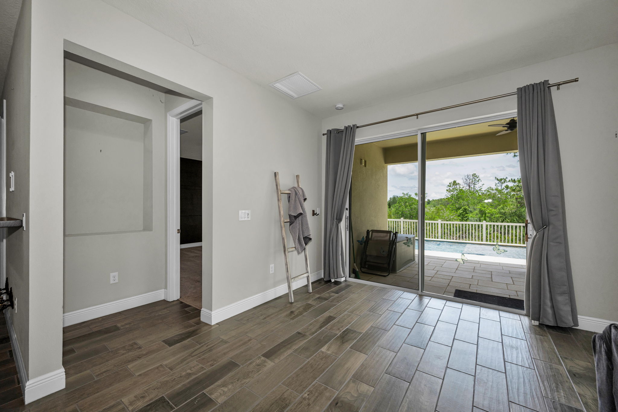 Living Room 5
