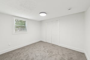 Danielle Pl-L2305-021.jpg