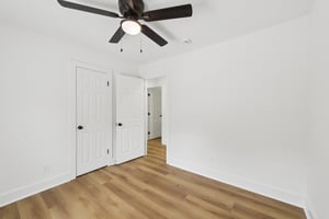 Danielle Pl-L2305-029.jpg