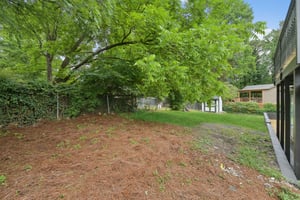 Danielle Pl-L2305-045.jpg