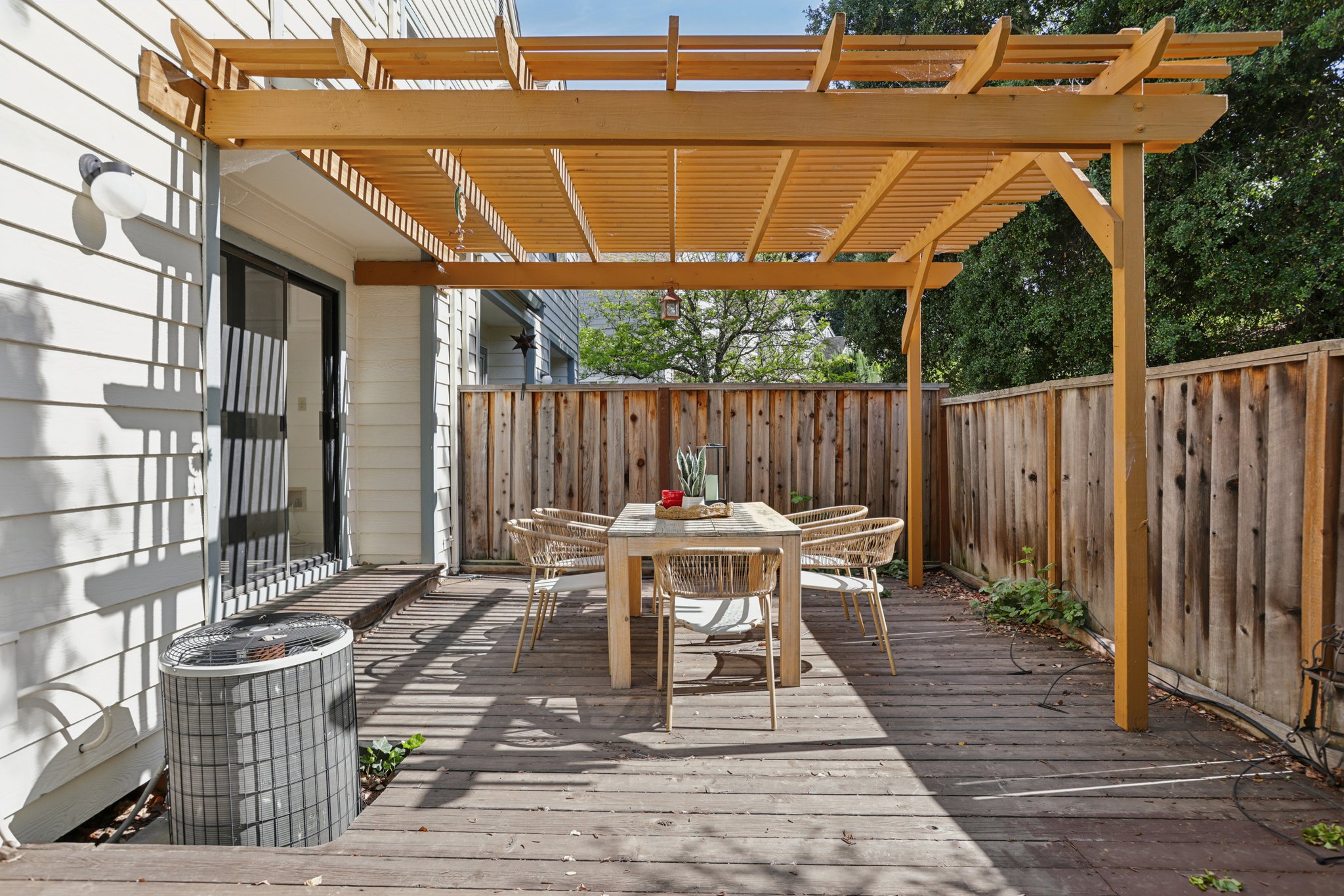 Mockingbird Pl-S1004-035.jpg