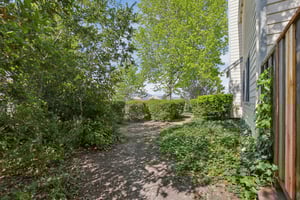 Mockingbird Pl-S1004-039.jpg