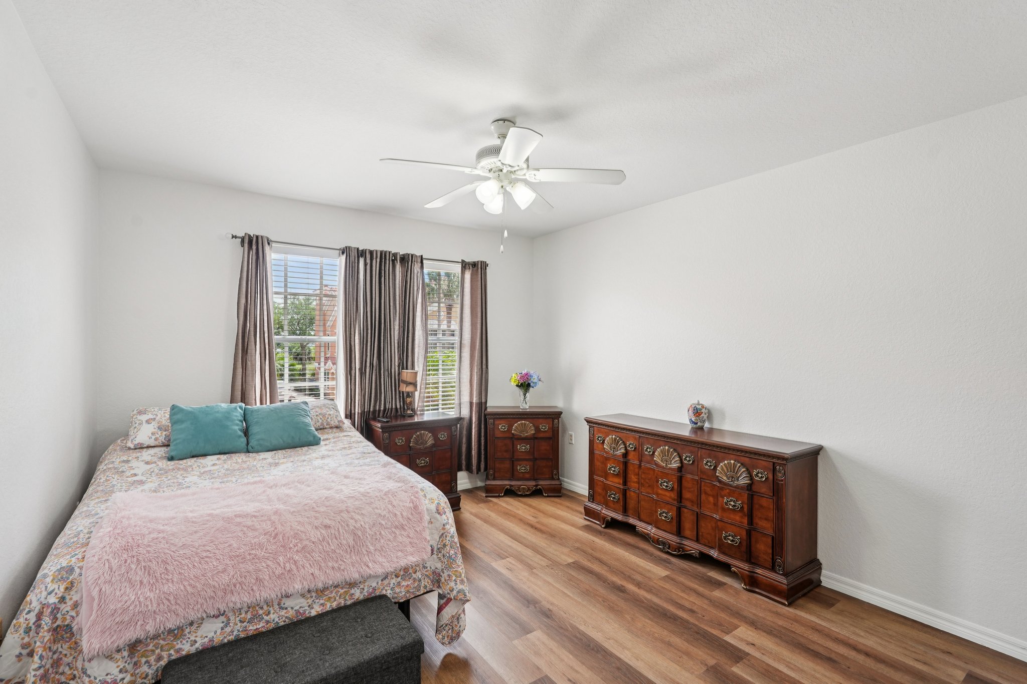 Concordia Lake Cir 1508-S0904-018.jpg