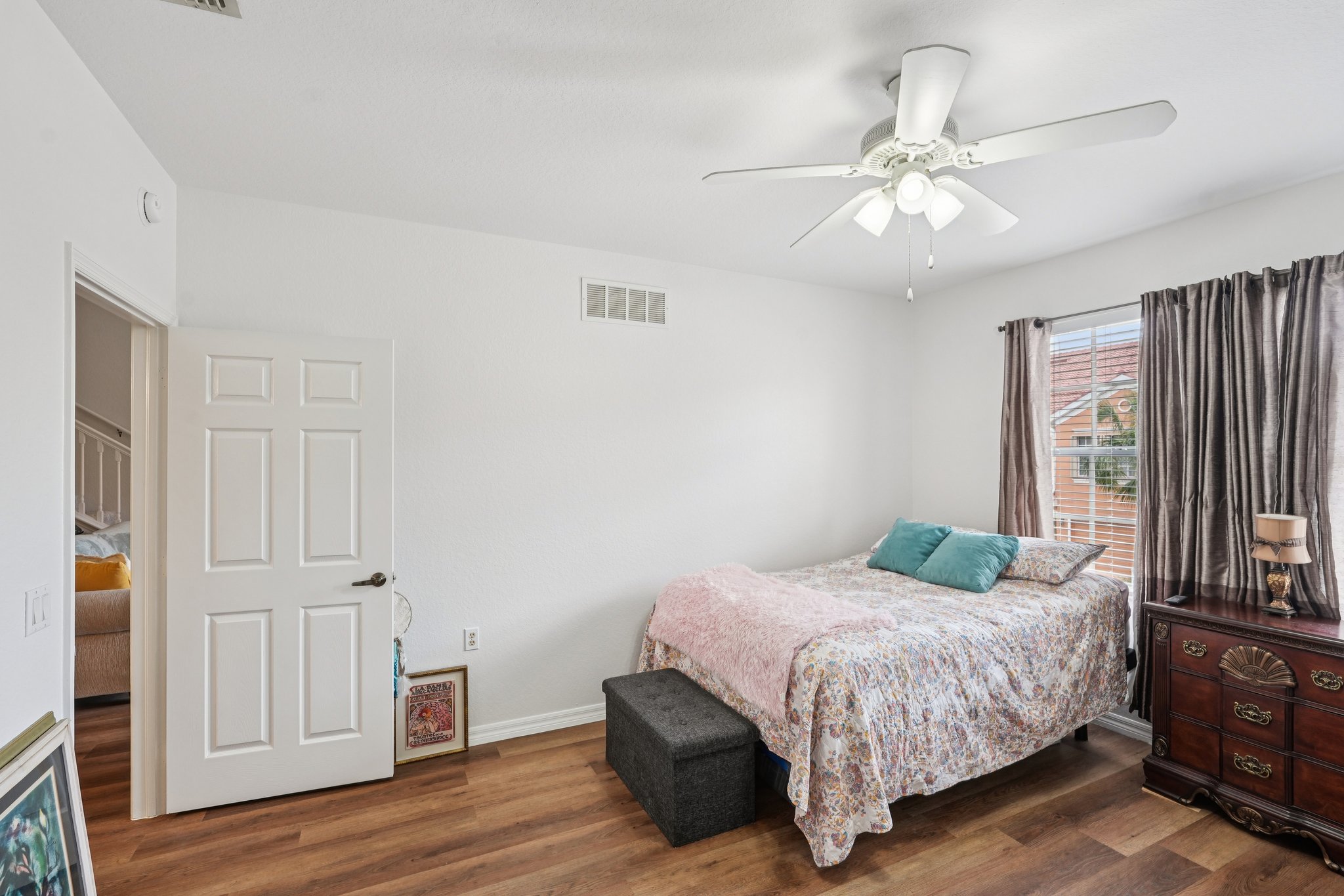 Concordia Lake Cir 1508-S0904-020.jpg