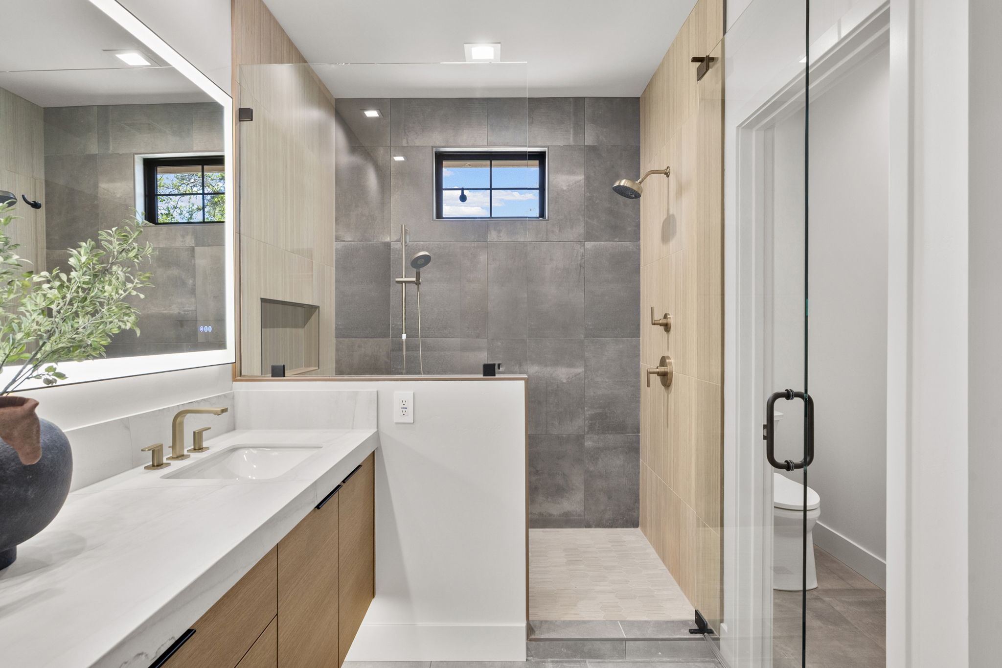 Primary Bathroom 3