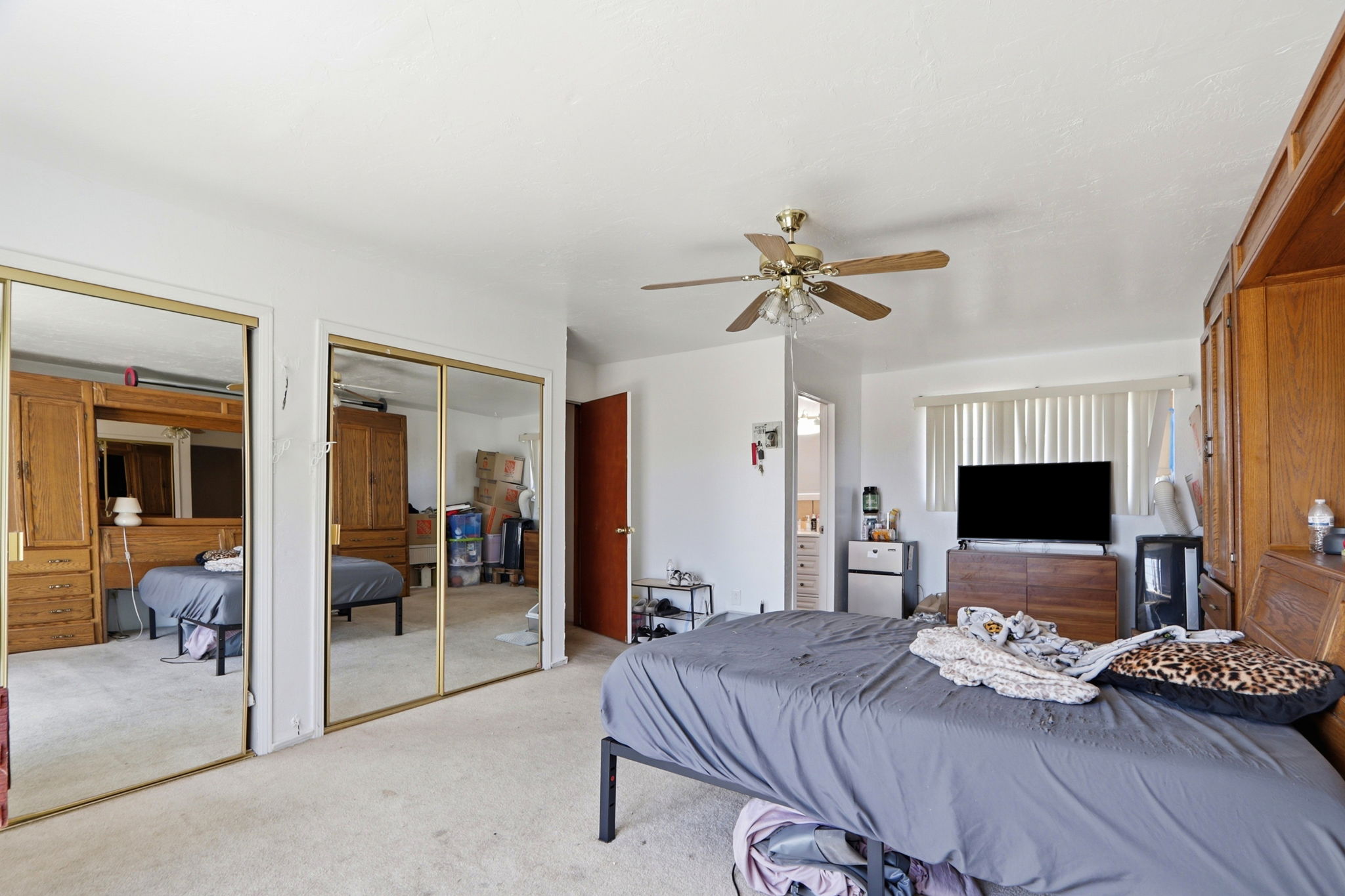 039_F8_1825 Mayfair Pl