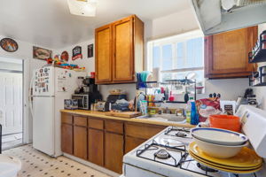 011_F8_1825 Mayfair Pl