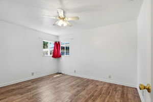 028_F8_1825 Mayfair Pl