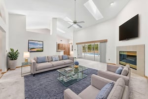 DSC_3589 virtually staged.jpeg